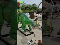 Realistic Life Size Animatronic Dinosaurs  Iguanodon Model Weather Resistance