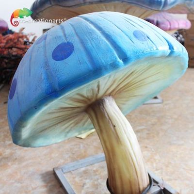 Highly Durable Fiberglass Animatronic Mushrooms Illuminated Animals In Theme Park